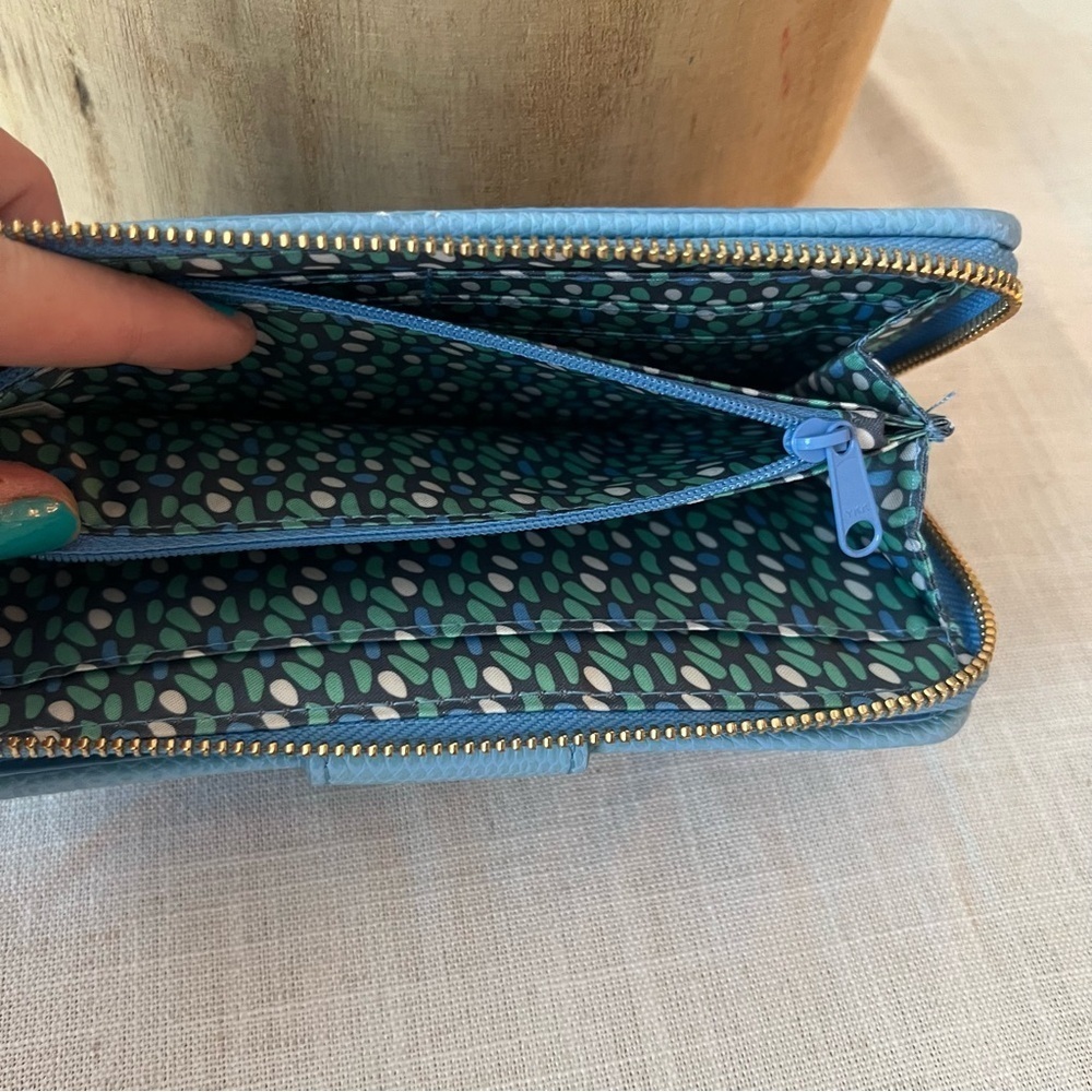 Vera Bradley Sky Blue Wallet - Picture 9 of 9